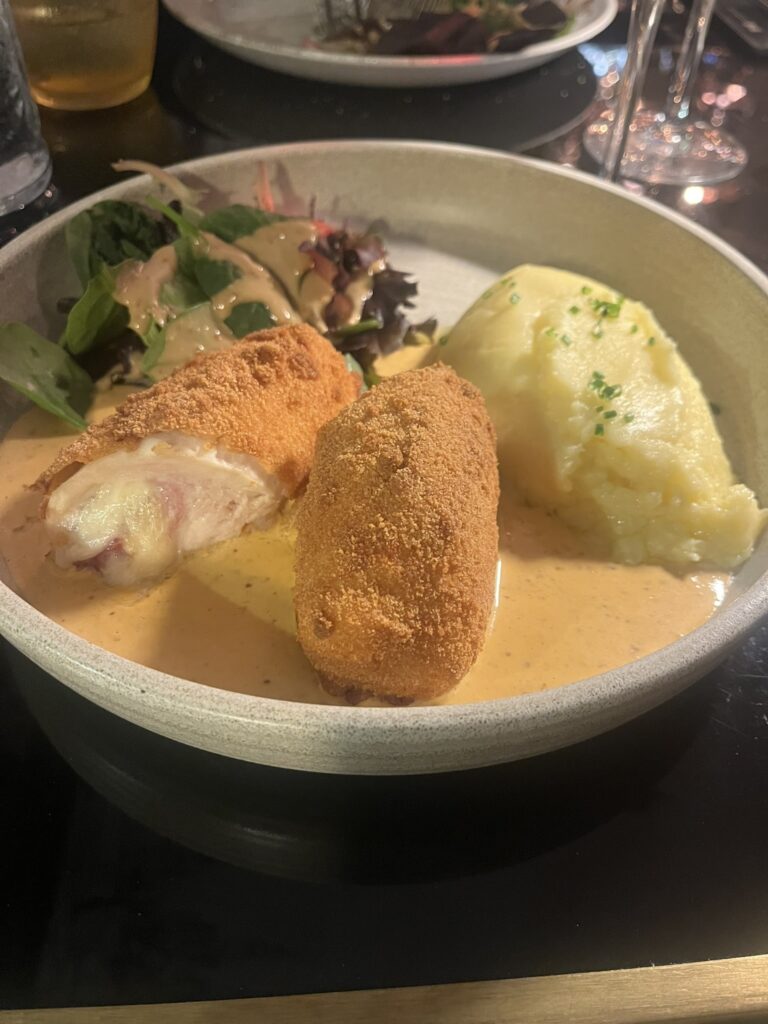 Chicken Cordon Bleu at the 314 restaurant in Dijon France
