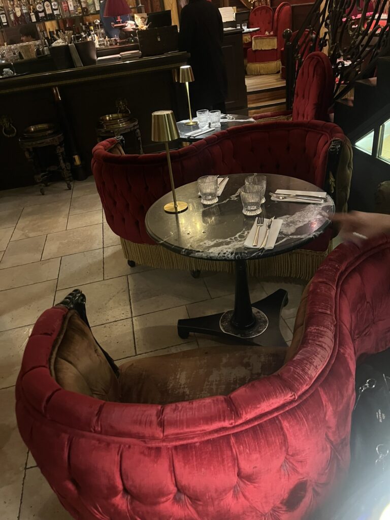 courting benches at Speakeasy restaurant in Dijon France