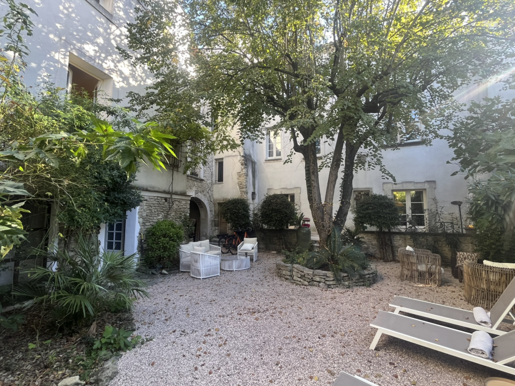 garden at Le Clos Violette hotel in L'Isle-sur-la-Sorgue, France