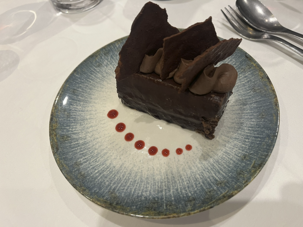 La Balade Des Saveurs restaurant in L'Isle-sur-la-Sorgue, France