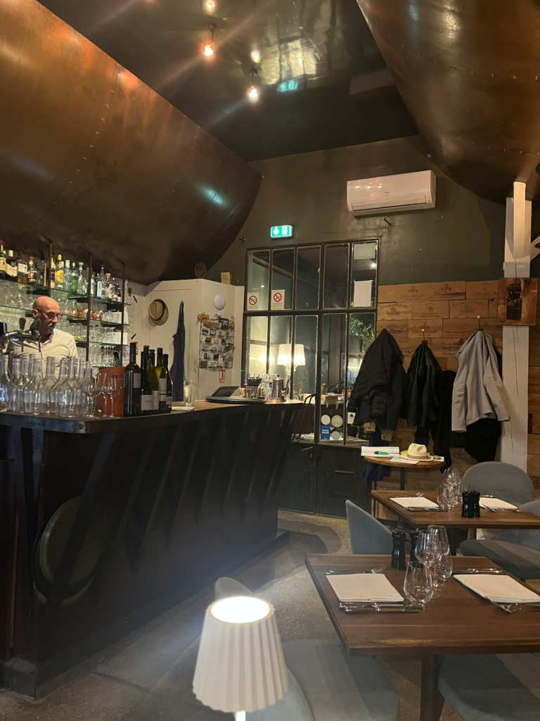 Le Carré d'Herbes restaurant in L'Isle-sur-la-Sorgue, France