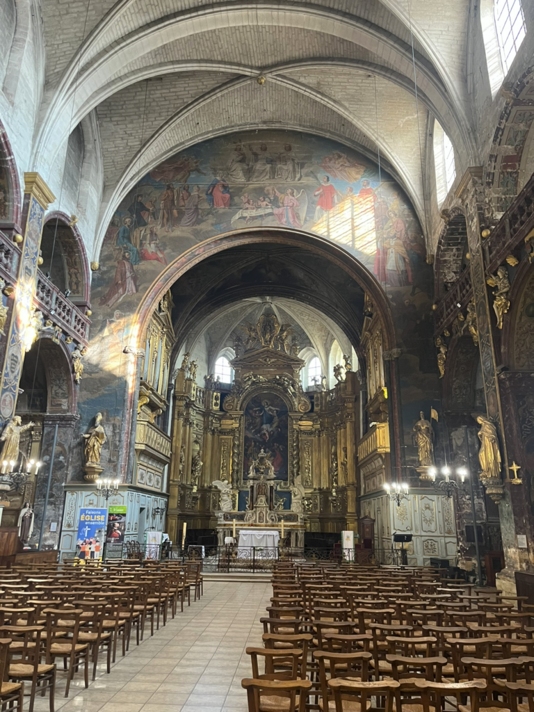 the cathedral church in L'Isle-sur-la-Sorgue, France
